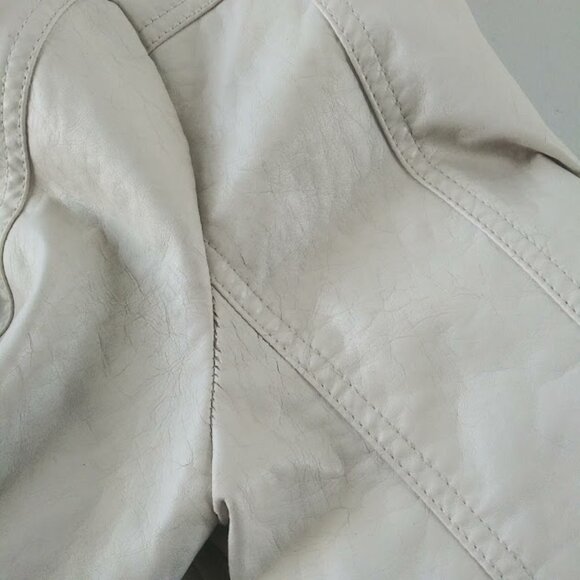 J2 women's size M faux leather cream color moto jacket - Picture 13 of 15
